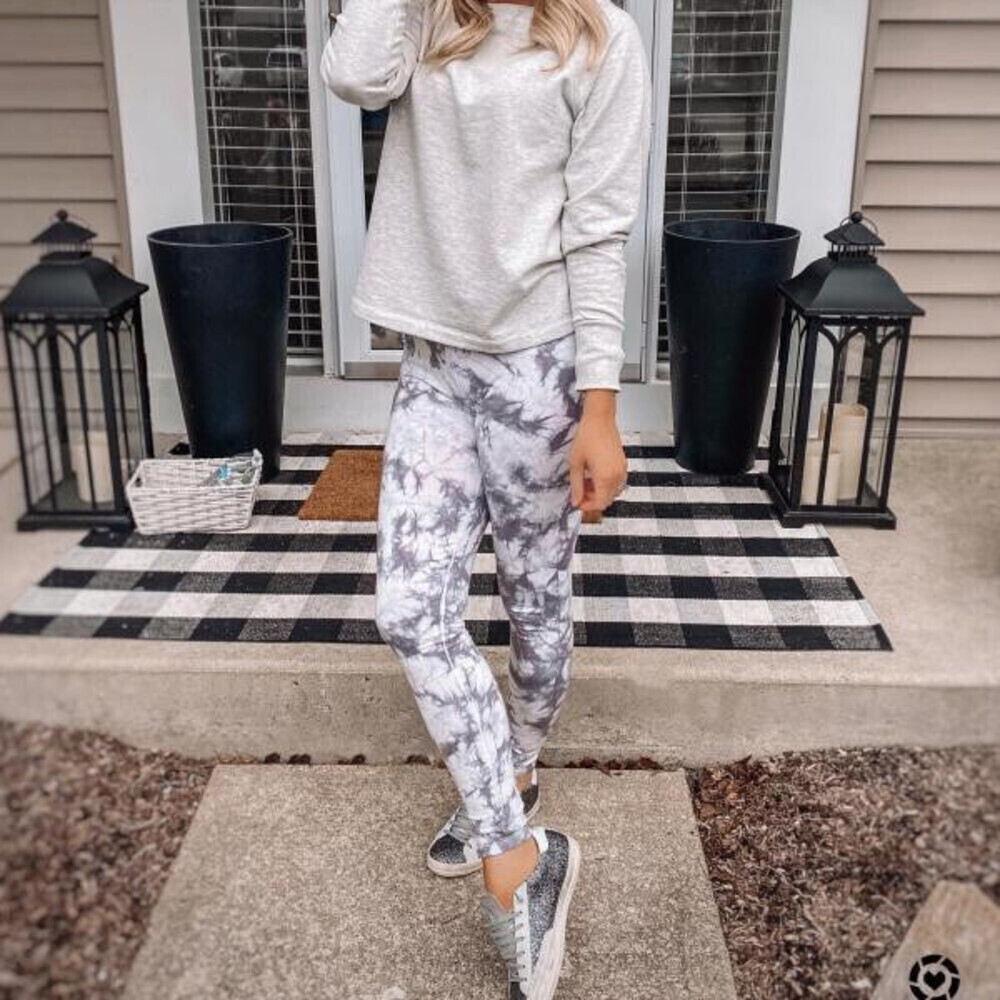 Love Tree women's Ribbed Knit Leggings Tie Dye IN Blue Stone Size L